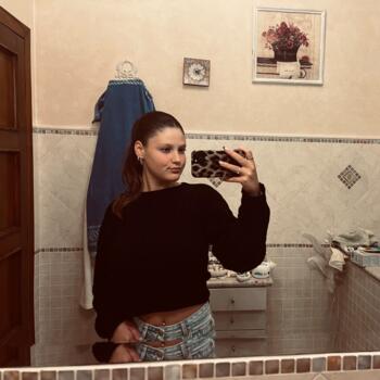 Babysitter a Reggello: Carolina