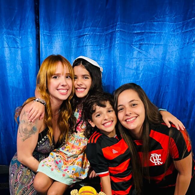 Emprego de babá em Brasília: Luana