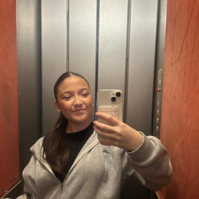 Babysitter in Cagnes-sur-Mer: Giulia