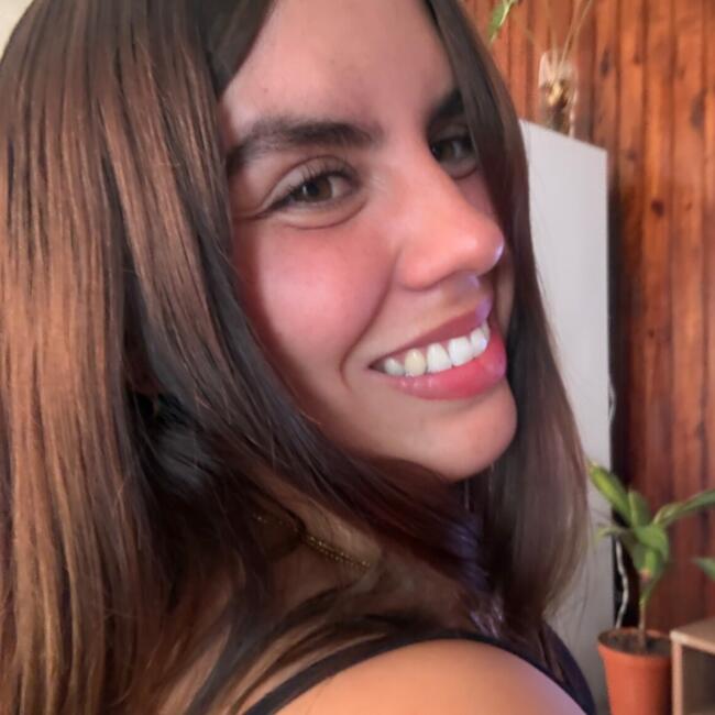 Babysitter in Montevideo: Maria Valentina