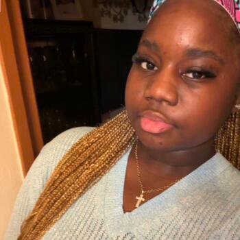 Babysitter Montreal: Lorena