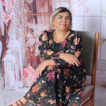 Babysitter Canoas: Eliane