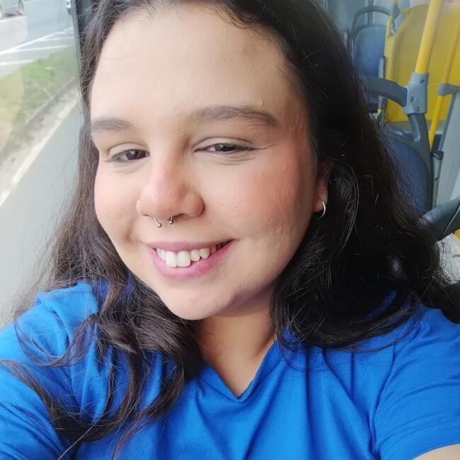 Babá em Viana: Camilla