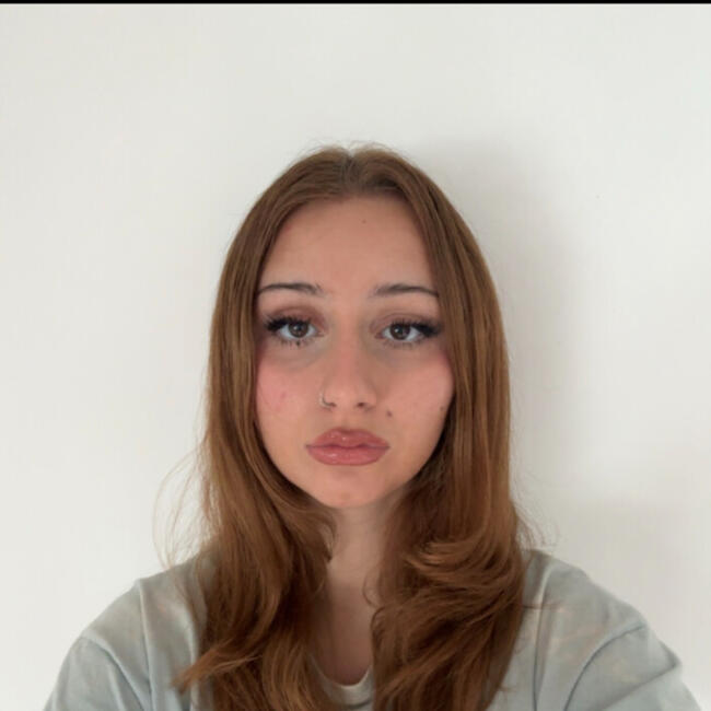 Babysitter in Schaarbeek: Nikolina