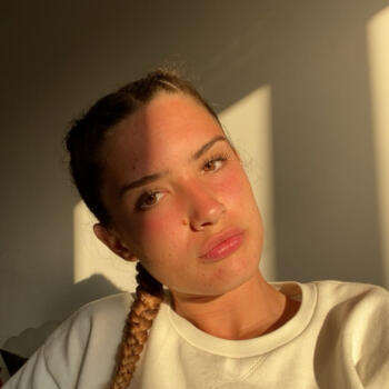 Babysitter in Carcassonne: Yaelle