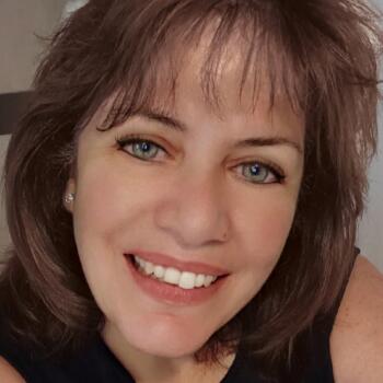 Babysitter Glyfada: Φωτεινή