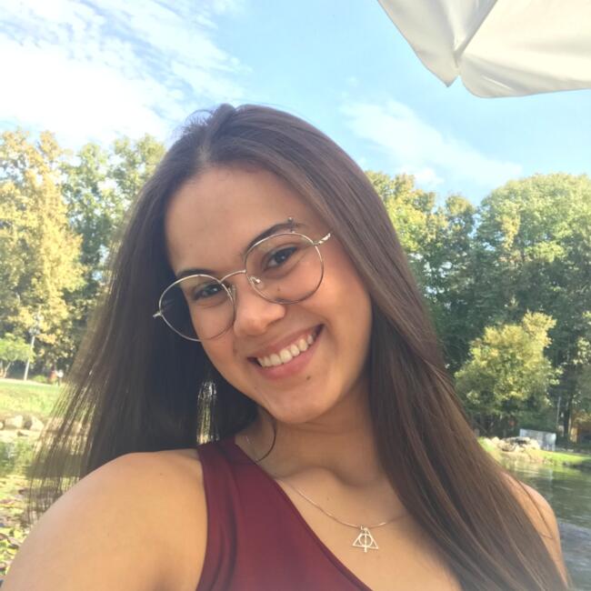 Babysitter em Porto de Mós (Distrito de Leiria): Alice Carmelita