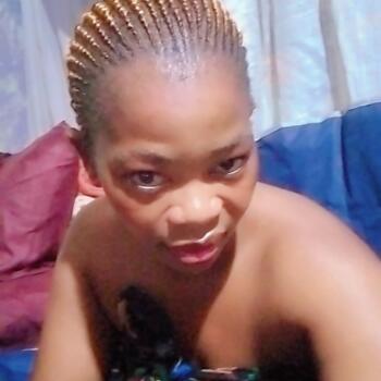 Babysitter in Pinetown: Nompumelelo