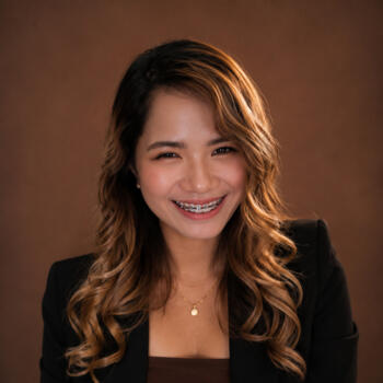 Babysitter Ajman: Kristine