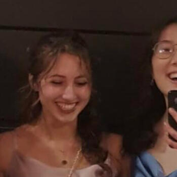 Babysitter in Nelson: Sophie