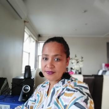 Nanny Auckland: Vusoniua rosi