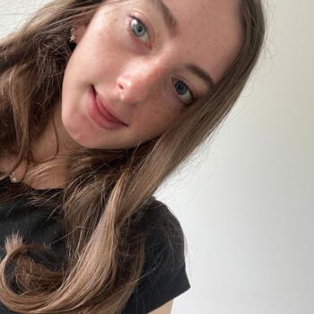 Babysitter in Geelong: Molly