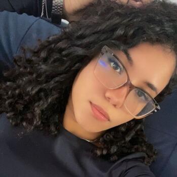 Babysitter in São Paulo: Larissa