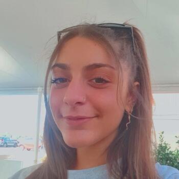 Babysitter a Roma: Viola serra