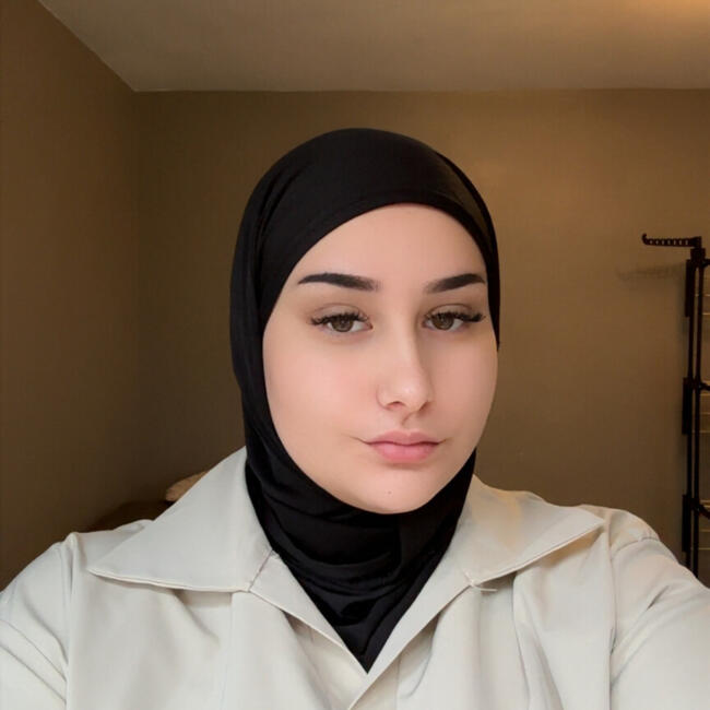 Babysitter in Saint-Jean-de-la-Ruelle: Margot