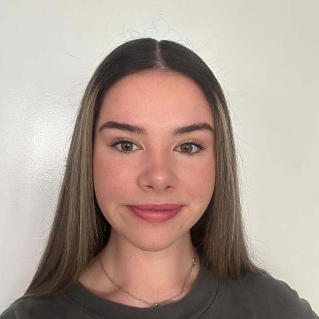 Babysitter in Canberra: Tayla