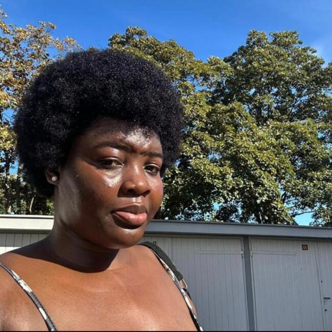 Babysitter in Strasbourg: Laura