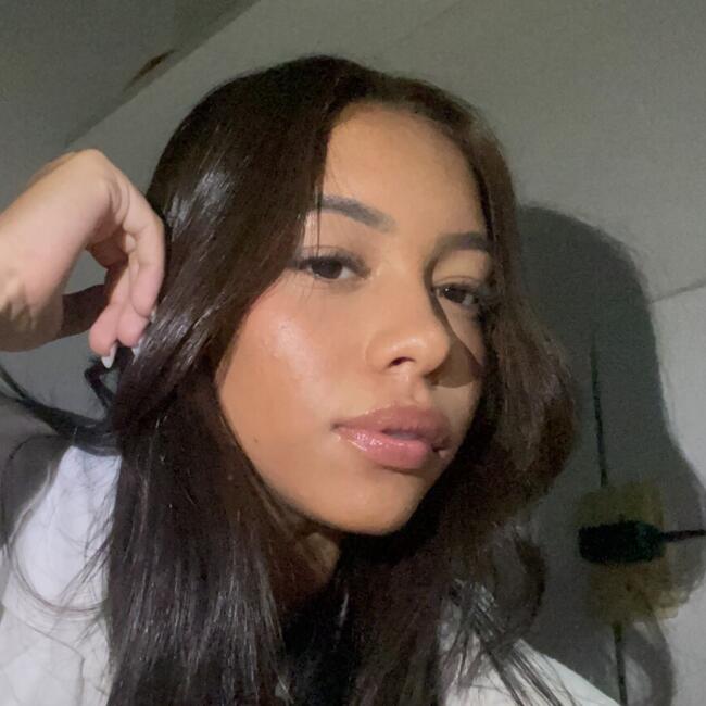 Babysitter in Imperatriz: Estefhani