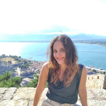 Babysitter στην πόλη Ηλιούπολη: Christina