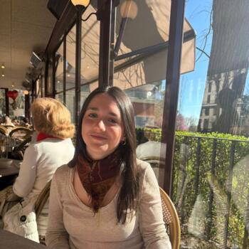 Babysitter in Madrid: Mónica