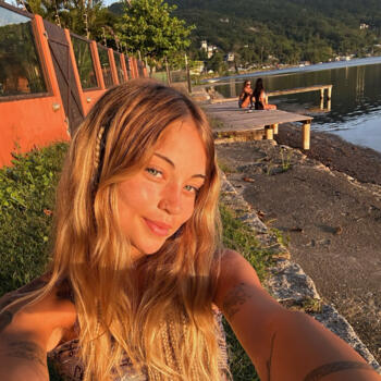 Babysitter in Florianópolis: Valentina