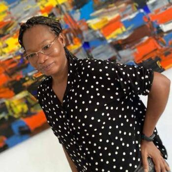 Nanny Accra: Veronica