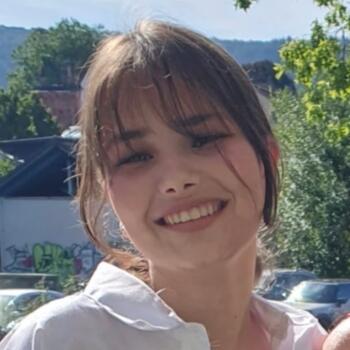 Babysitter in Schönau: Téa