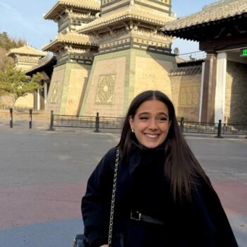 Babysitter in Paris: Marie