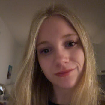 Babysitter in Linz: Lydia