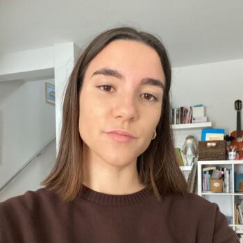 Nanny in Elche: Sara