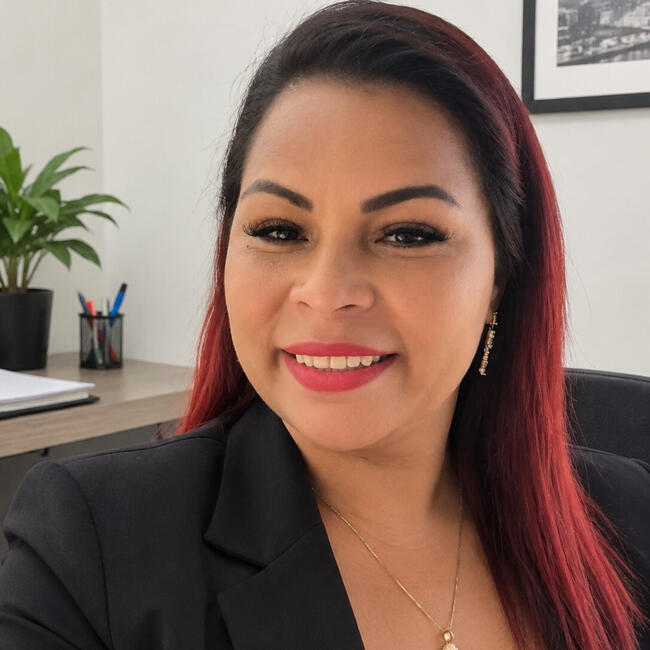 Babá em Florianópolis: Lindaci silva sacramento da cr