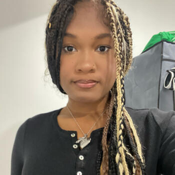 Babysitter in Hamilton: Kashae