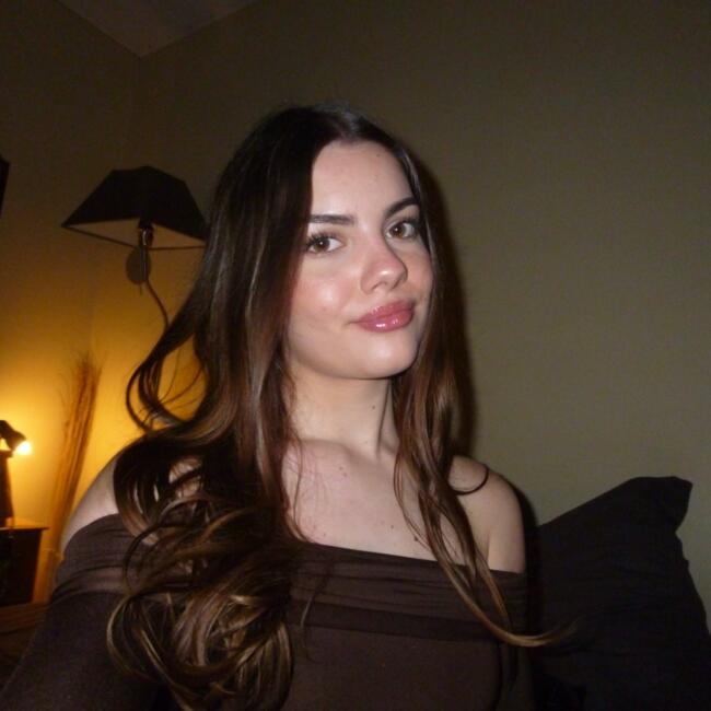 Babysitter in Fontenay-sous-Bois: Inès