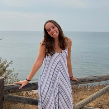 Babysitter em Lisboa: Laura