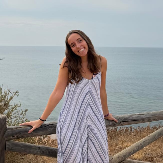 Babysitter em Lisboa: Laura