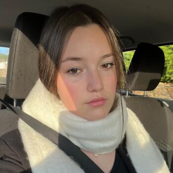 Babysitter Plabennec: Lila