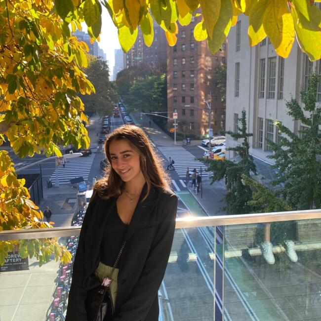 Babysitter in Levallois-Perret: Rachel