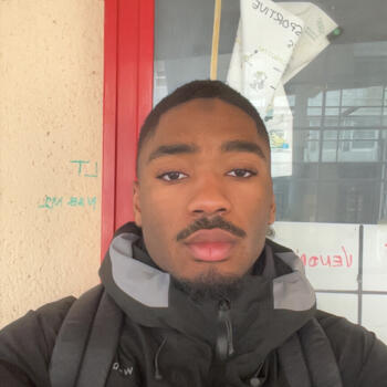 Babysitter in Saint-Michel-sur-Orge: Mathis