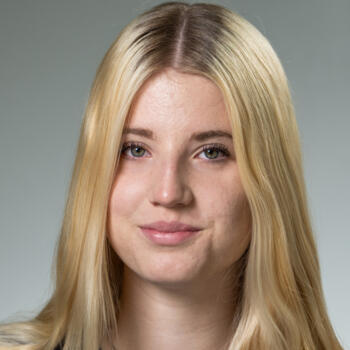 Babysitter Bern: Emely