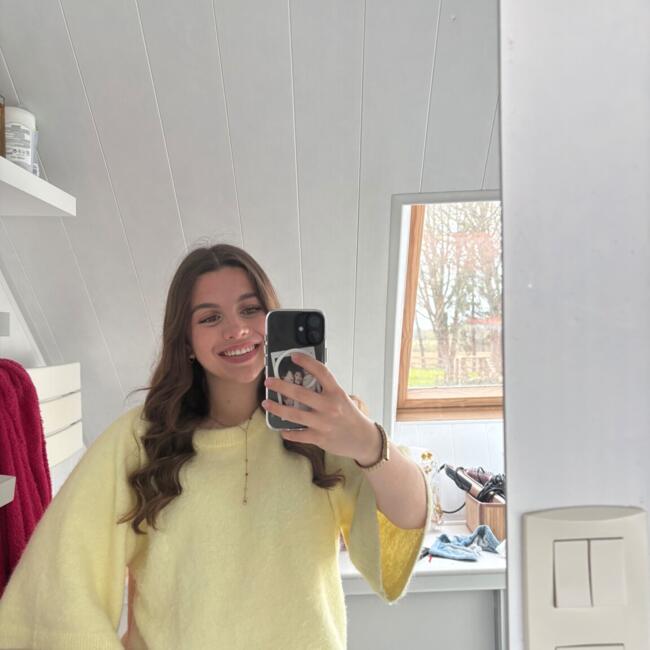 Babysitter in Juvigné: Aurelia