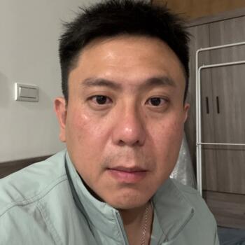 高雄市的臨時保母工作: 臨時保母工作 致豪