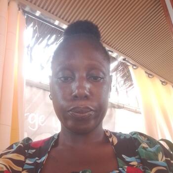 Babysitter in Uyo: Emem