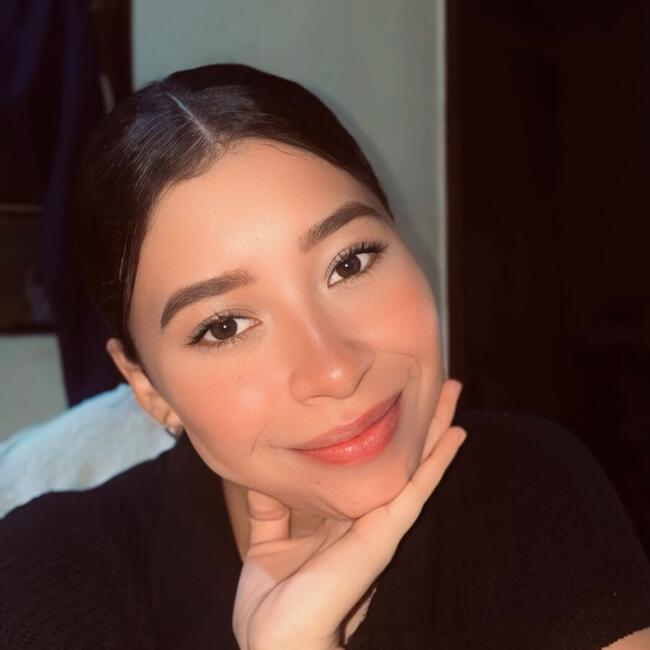 Babysitter in Caracas: Francys