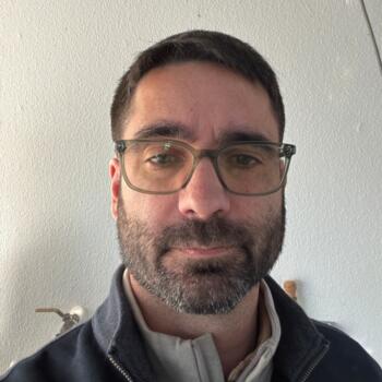 Babysitting job in Niort: babysitting job Romain