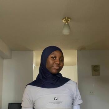 Babysitter in Etobicoke: Sururat