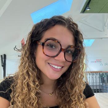 Babysitter in Auckland: Enora