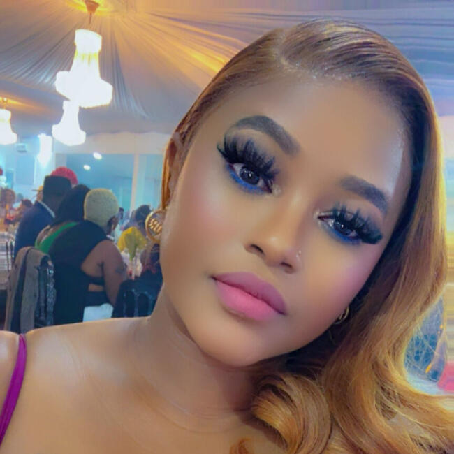 Babysitter in Paris: Houenouvi