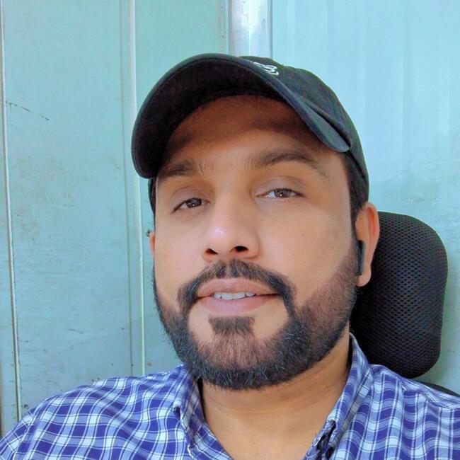 Babysitting job in Hofuf: Hassan