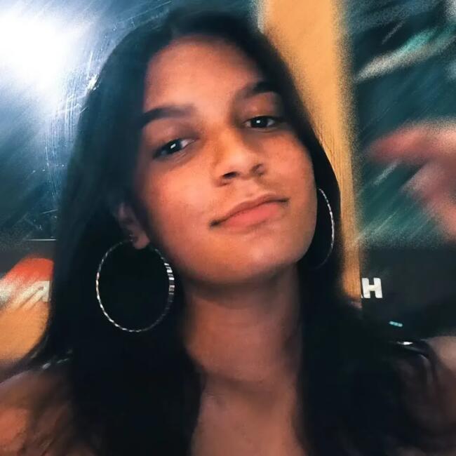 Babysitter in Porto Alegre: Maria Victoria