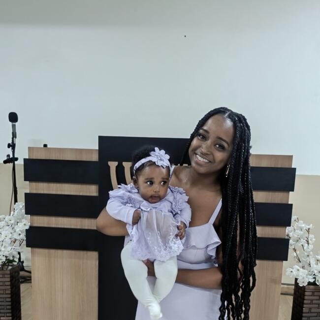 Babysitting job in Varginha: Cristiane